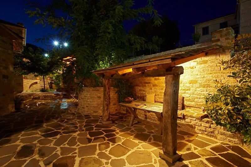 Astra Inn Papingo Extérieur photo
