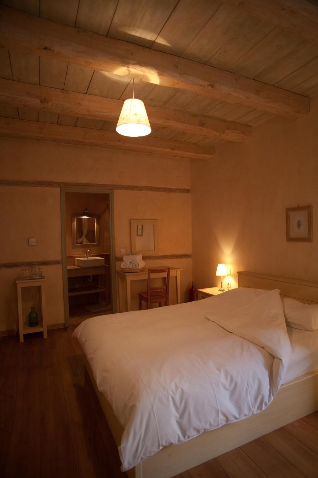 Astra Inn Papingo Extérieur photo